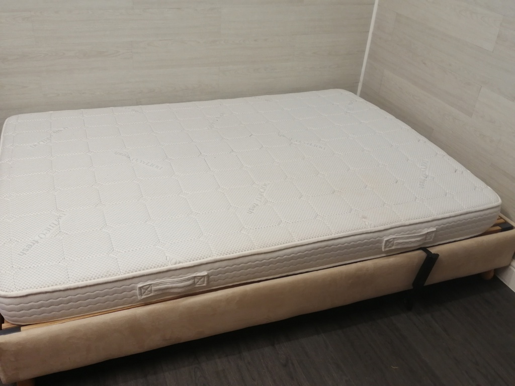 4FT6" ADJUSTABLE OAKDALE ELECTRIC BED