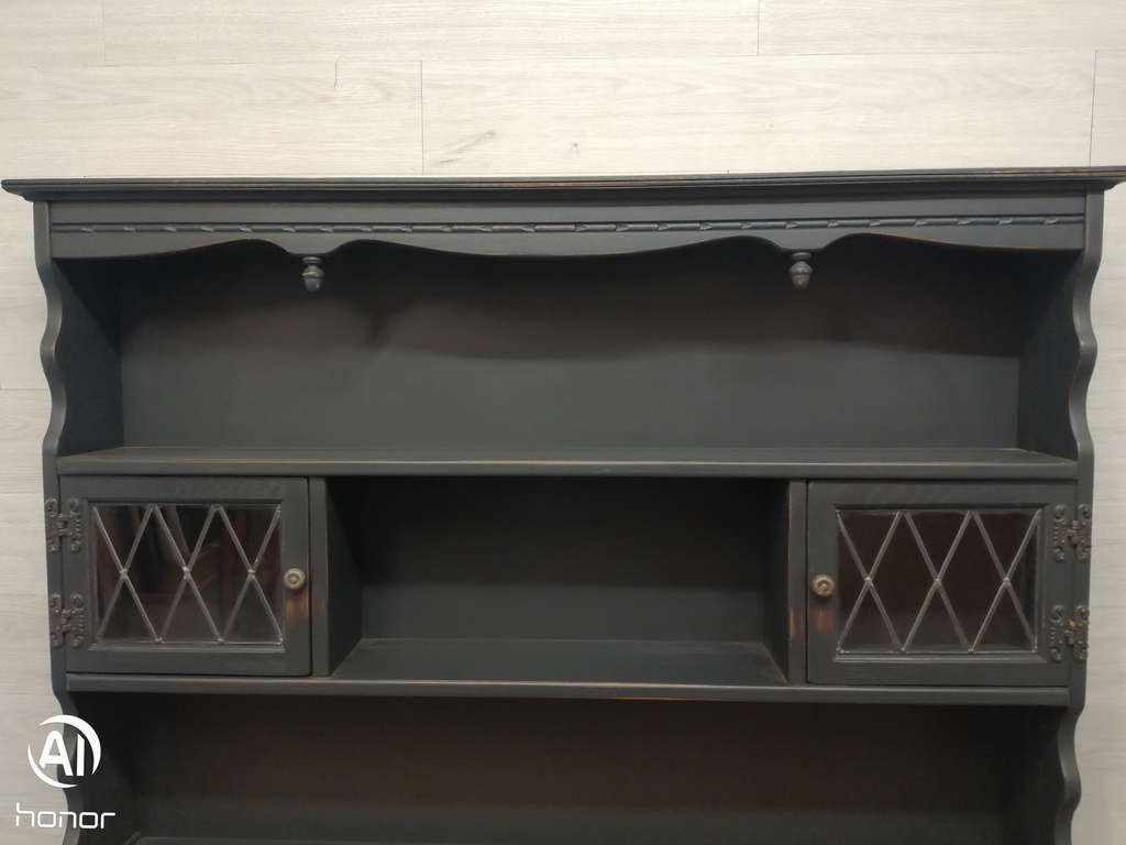 Lovely painted old charm dresser