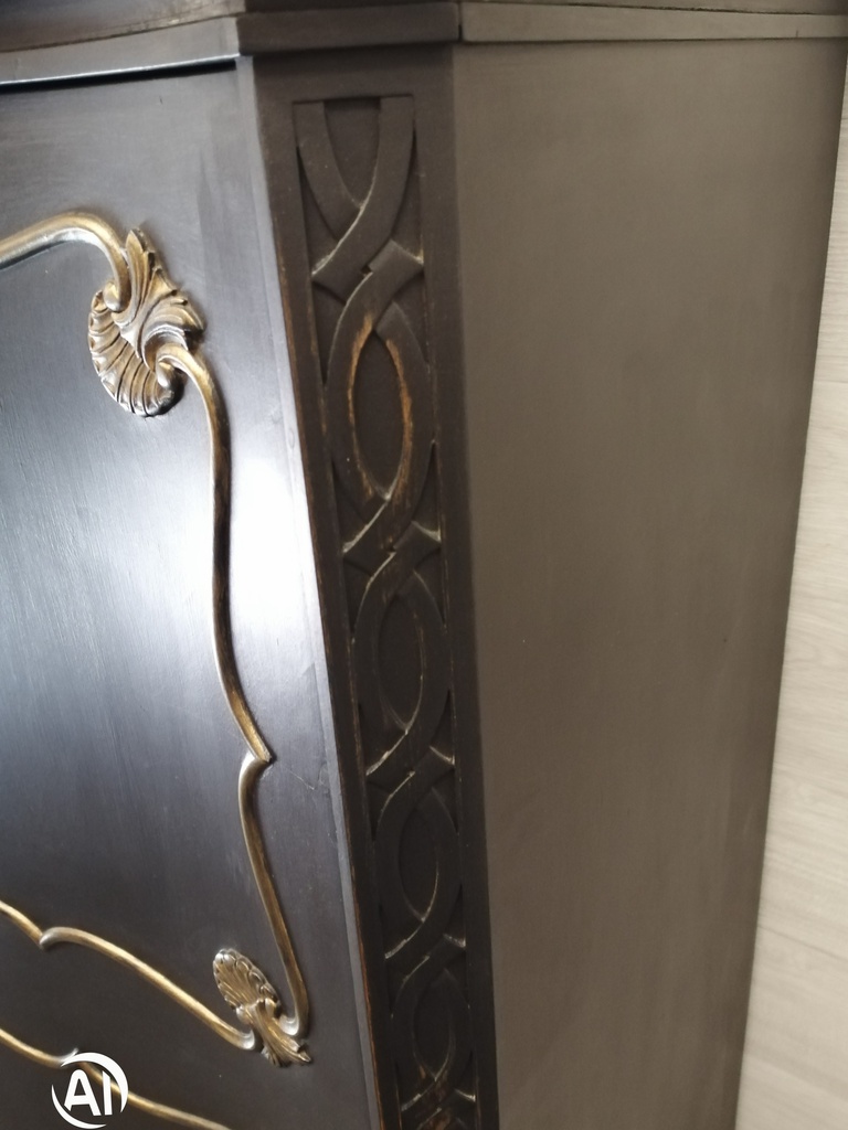 Stunning painted linen/storage cupboard