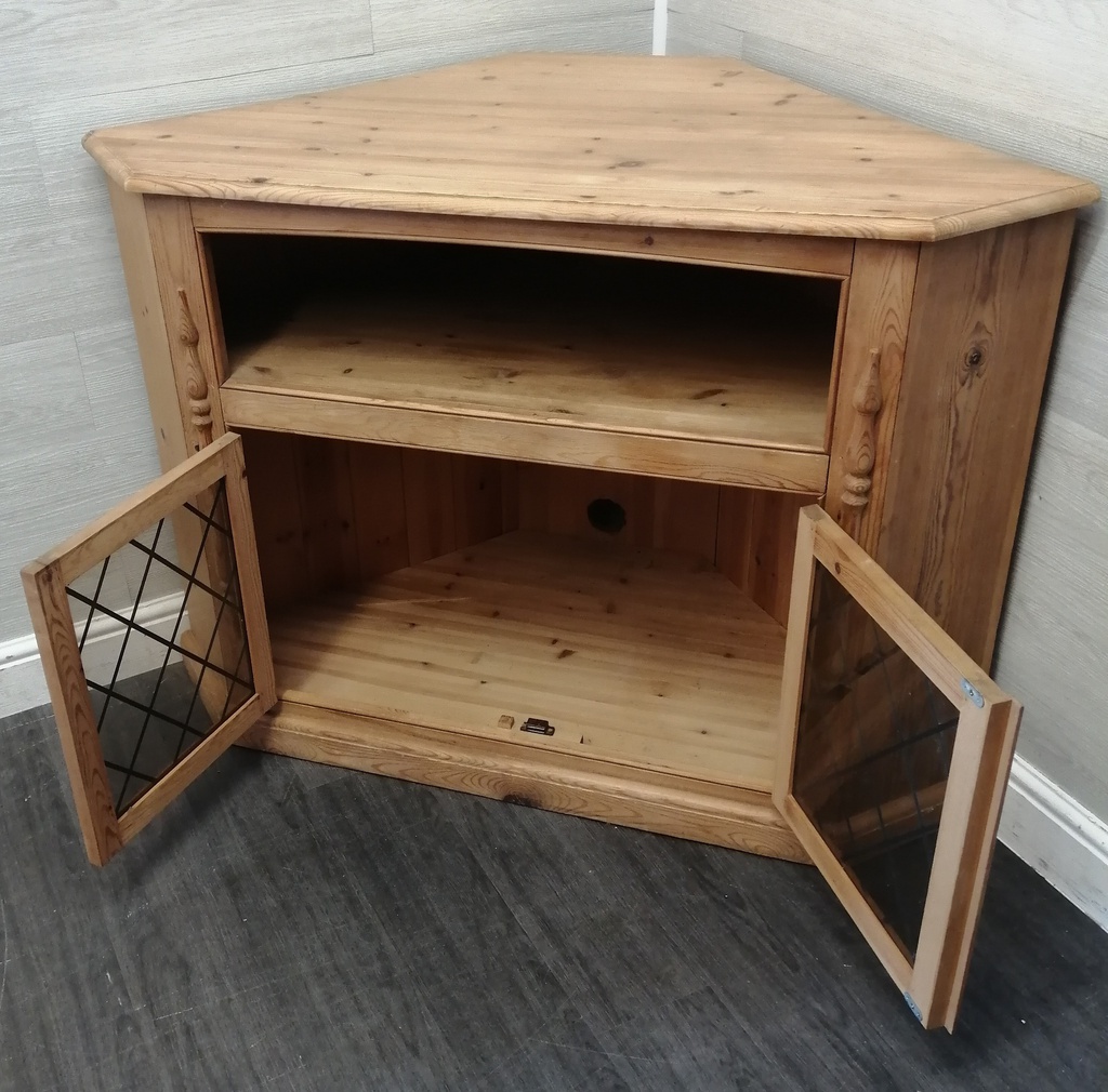 Quality Solid Pine large Tv Corner Unit