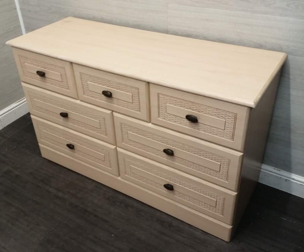 CREAM SEVEN DRAWER MERCHANT STYLE CHEST