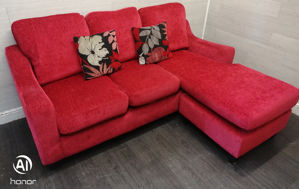 NEAT L SHAPE SOFA
