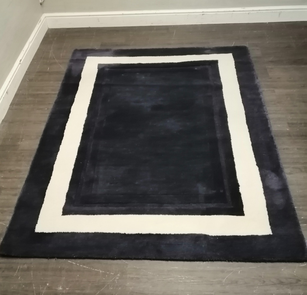 LAURA ASHLEY MIDNIGHT BLUE WOOL RUG