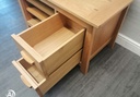 QUALITY CORNER OAK TV STAND