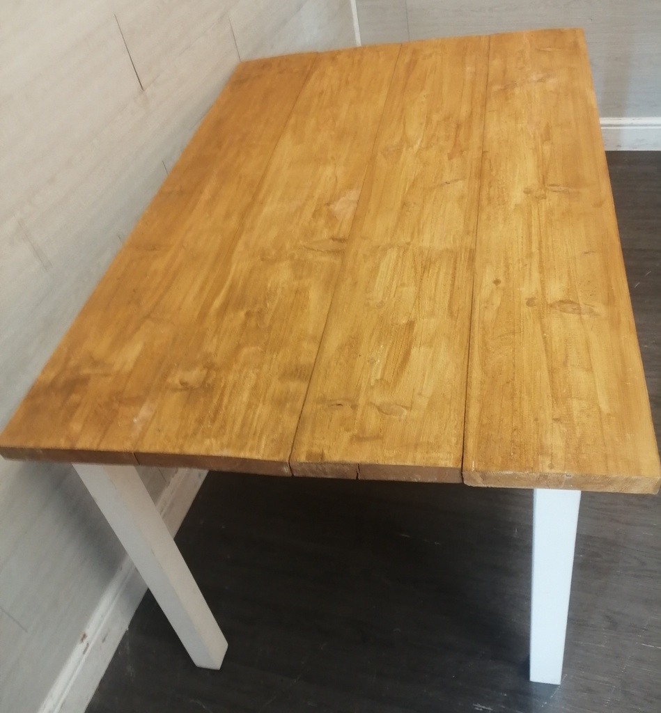 Shabby Chic Off White Table &amp; Four Chairs