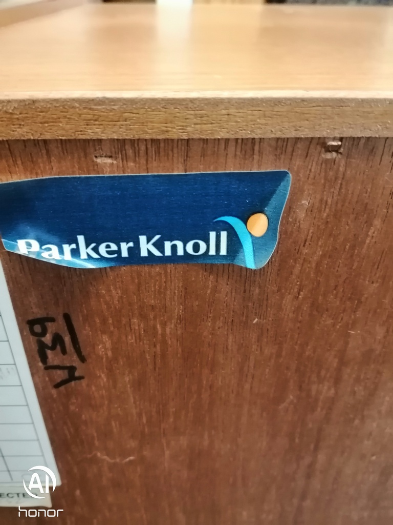 Parker Knoll Retro Teak Sliding Door Tv Unit