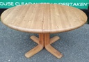 STYLISH DANISH PINE EXTENDING TABLE &amp; SIX CHAIRS