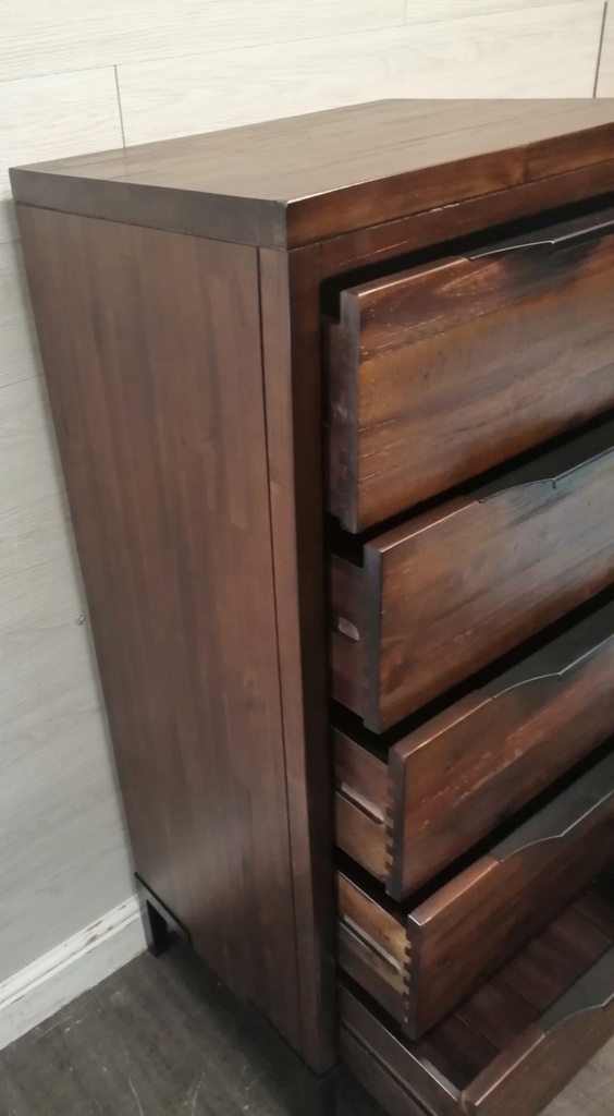 TALL CHEST OF DRAWERS FROM OAK FURNITURE LAND DETROIT RANGE