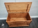 Pine blanket box