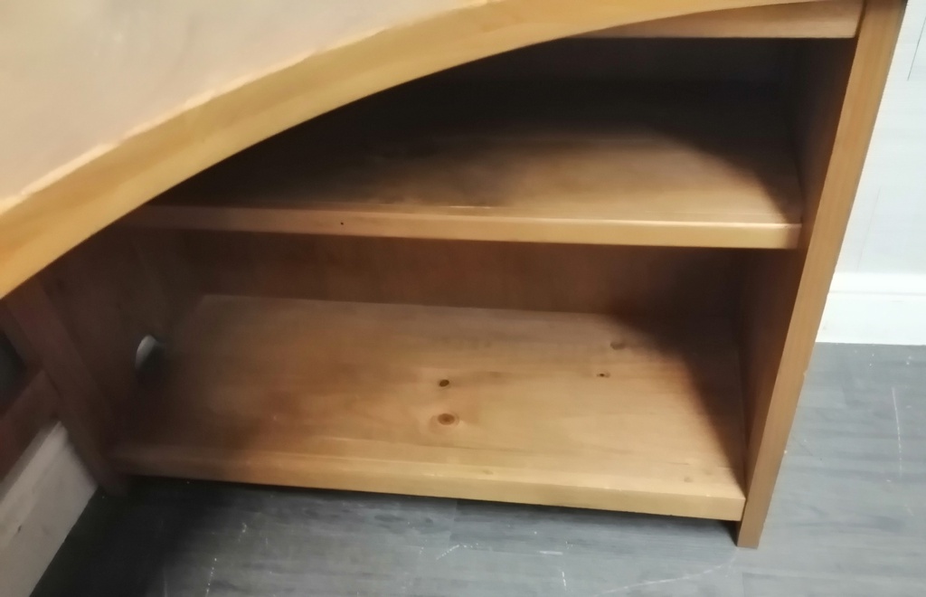 GREAT RUSTIC PINE CORNER DESK