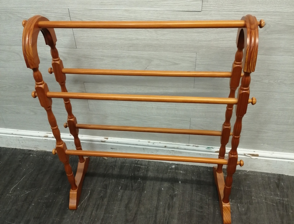 Pine Towel Rail