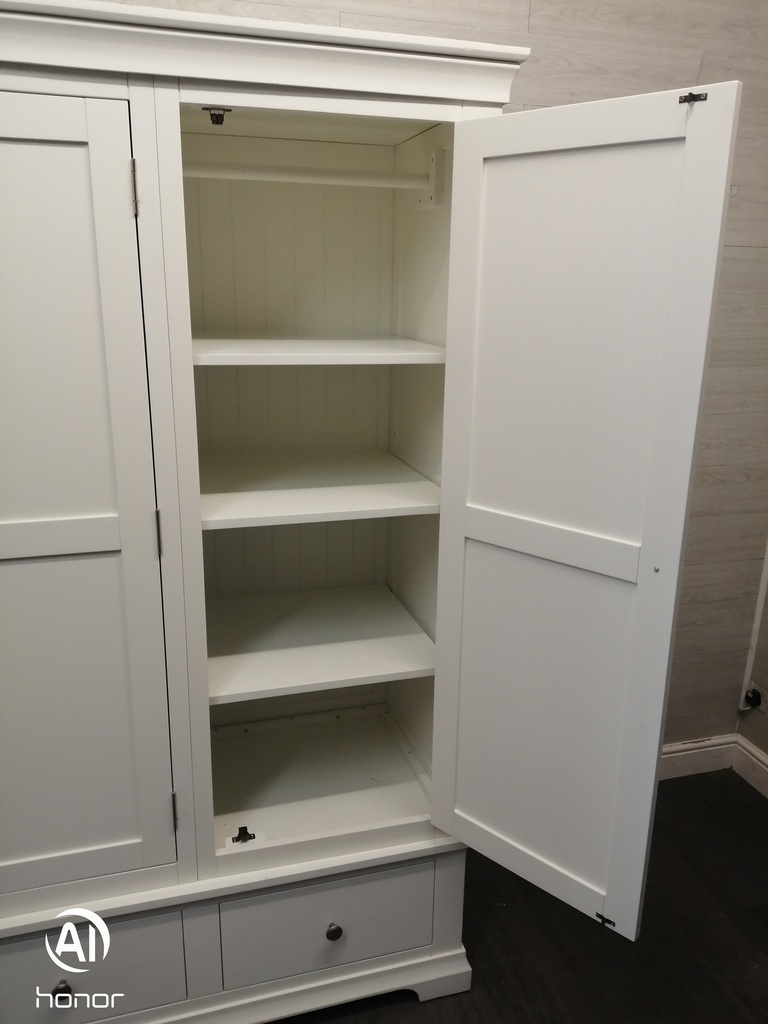 QUALITY LARGE TRIPLE  WHITE  WARDROBE