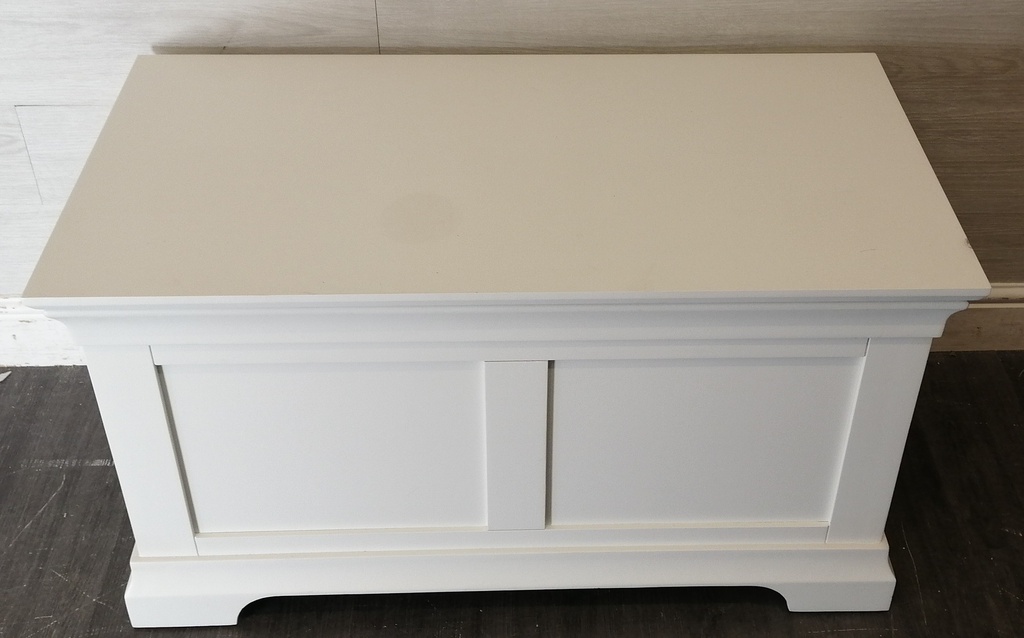 Quality White Storage / Blanket Box