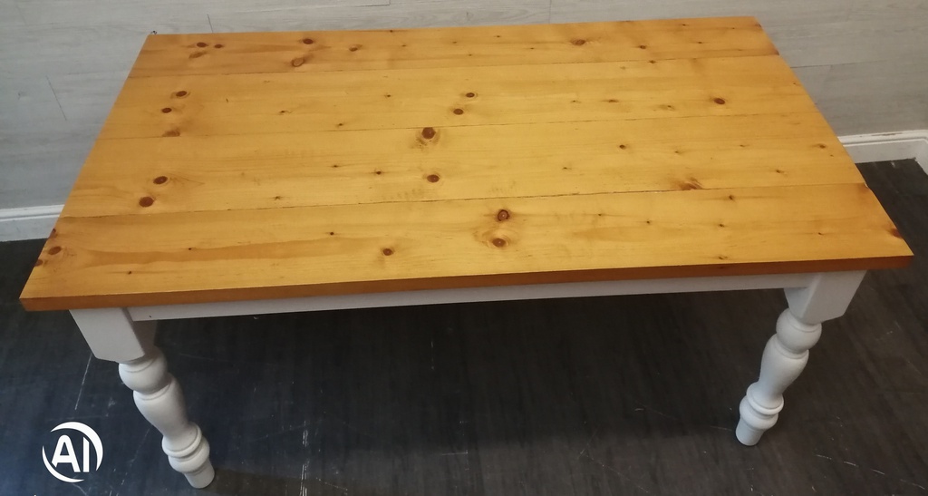 SOLID PINE 5FT DINING TABLE