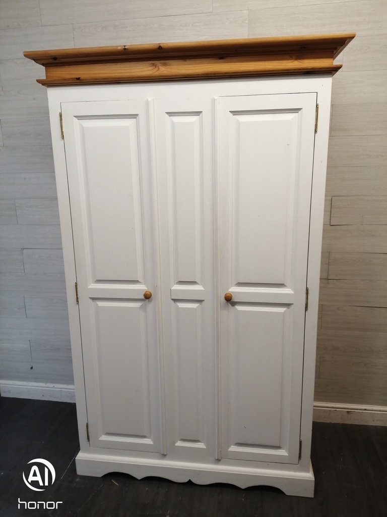 Quality triple size solid pine painted wardrobe