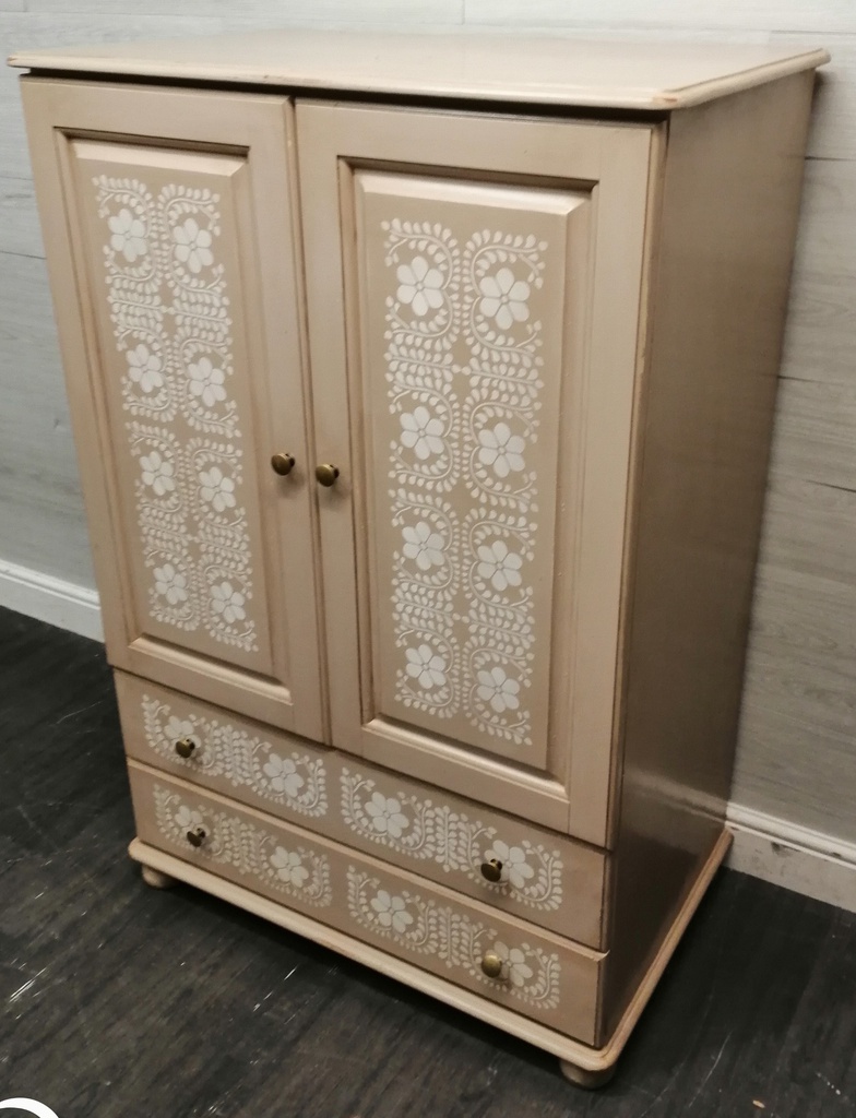 LOVELY NEAT PAINTED TOP BOX COMBI WARDROBE