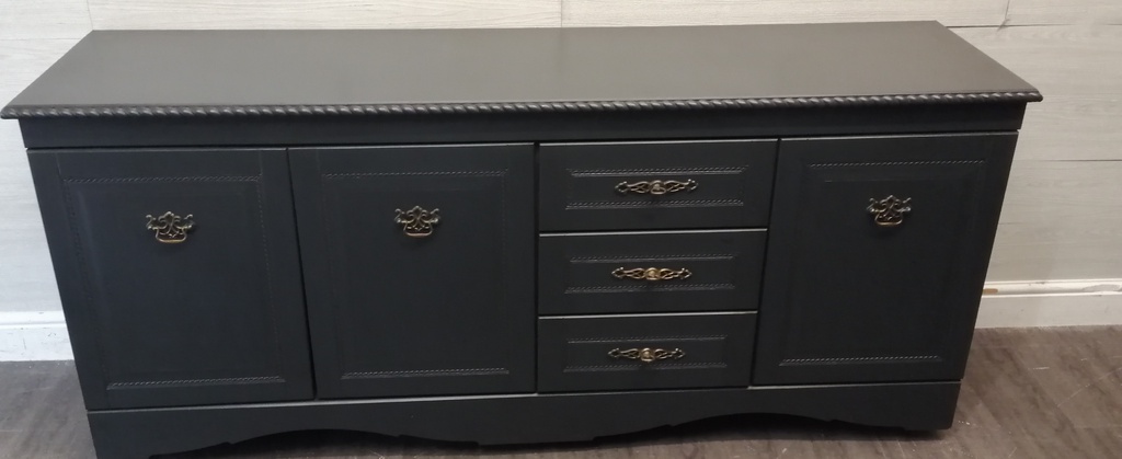 Lovely low level painted sideboard