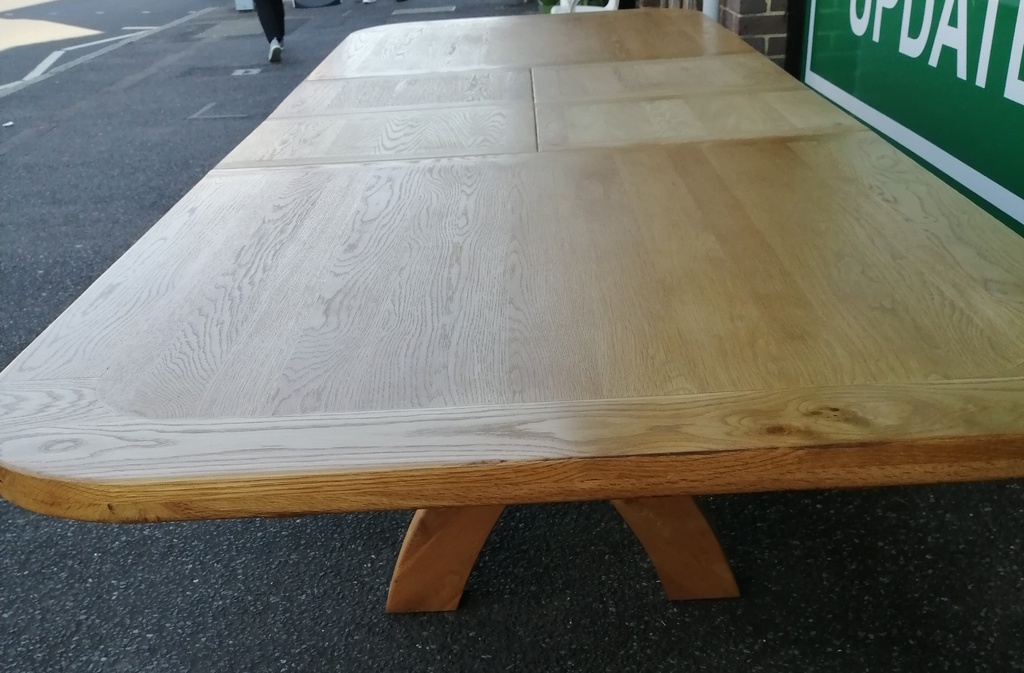QUALITY OAK EXTENDING 11FT DINING TABLE