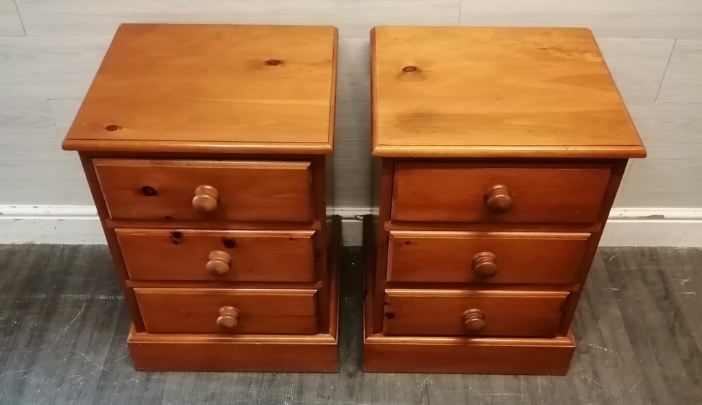 PAIR SOLID PINE THREE DRAWER BEDSIDES CHESTS