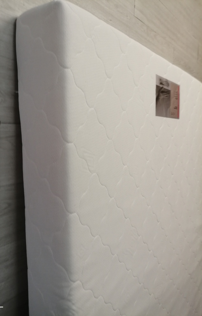 4ft MEMORY FOAM MATTRESS