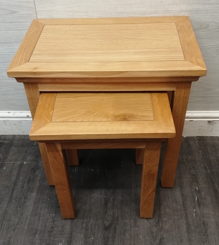 Nest of Two oak Tables