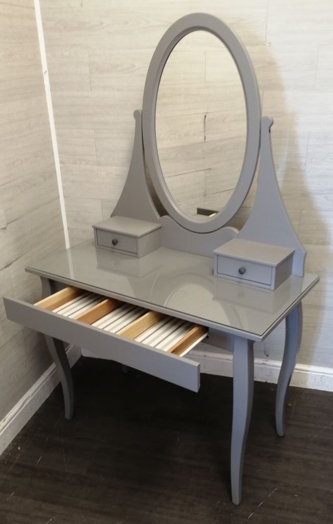 Lovely Ikea Grey Dressing Table