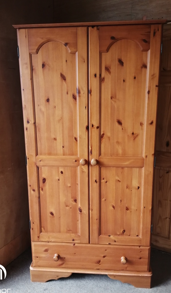 Double pine wardrobe with drawer