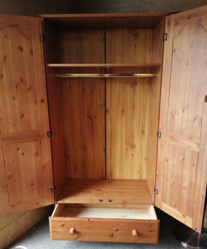 Double pine wardrobe with drawer