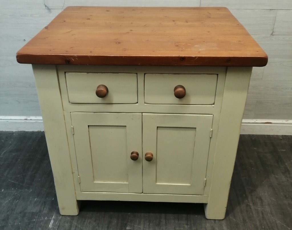 Quality Solid  Pine Chunky Kitchen Island