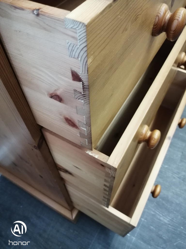 Quality Solid Pine Large Seven Drawer Merchant Style Chest