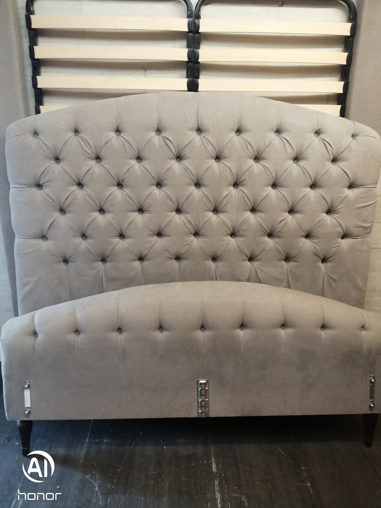 STUNNING GREY BUTTON BACK 5ft Bed Frame