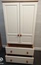 QUALITY SHAKER STYLE CREAM WARDROBE WITH DRAWERS