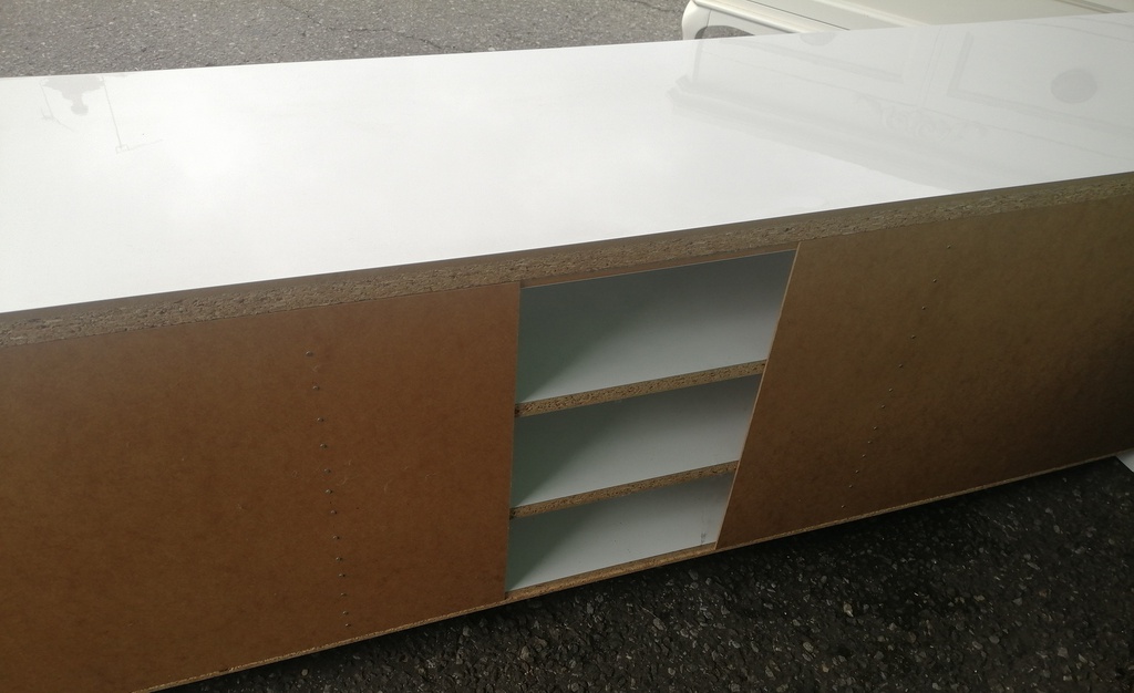 IKEA ‘BESTÅ BURS’ White TV Bench