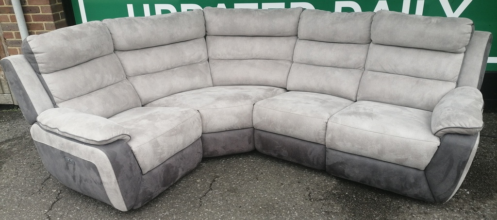 STUNNING GREY ELECTRIC RECLINER CORNER SOFA