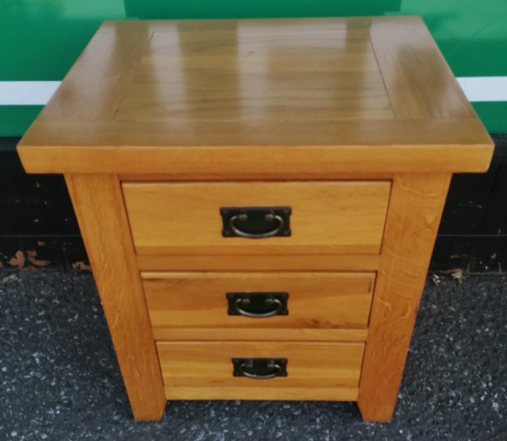Oak Wellington Chest of Five Drawers