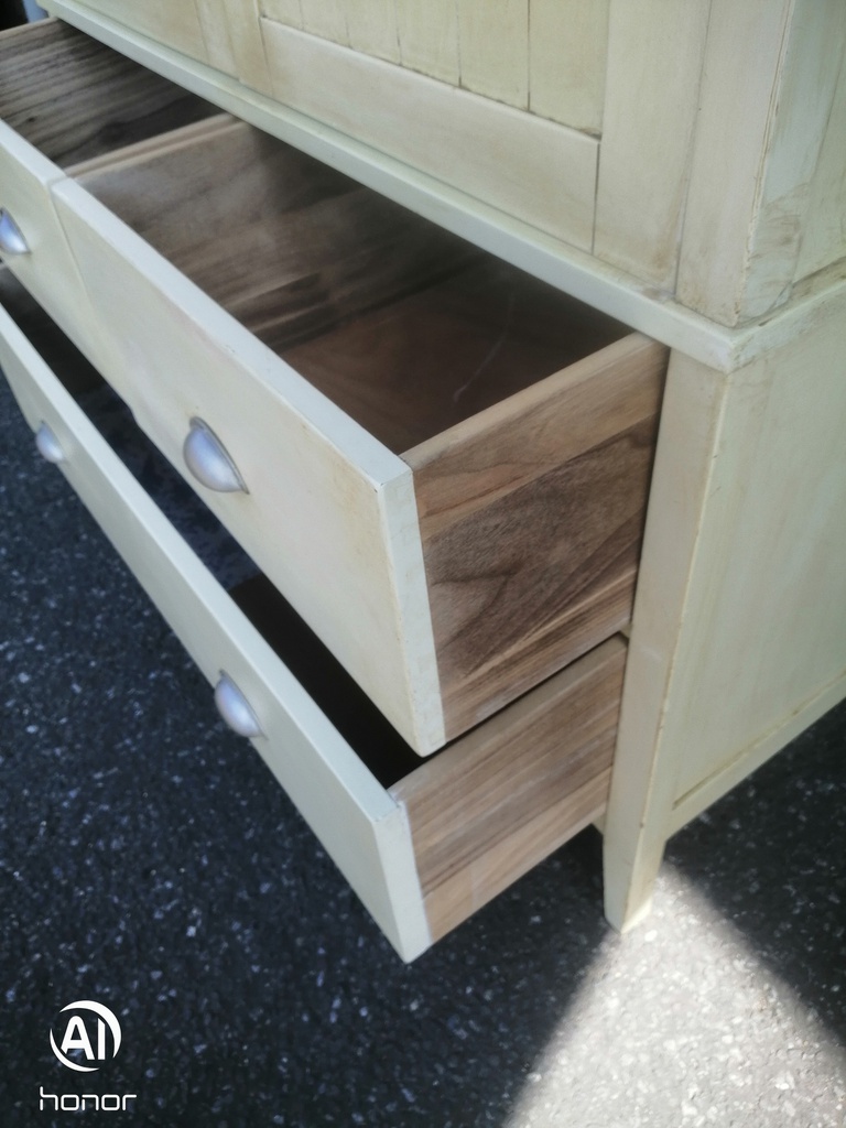 SOLID WOOD SHABBY CHIC PAINTED WARDROBE