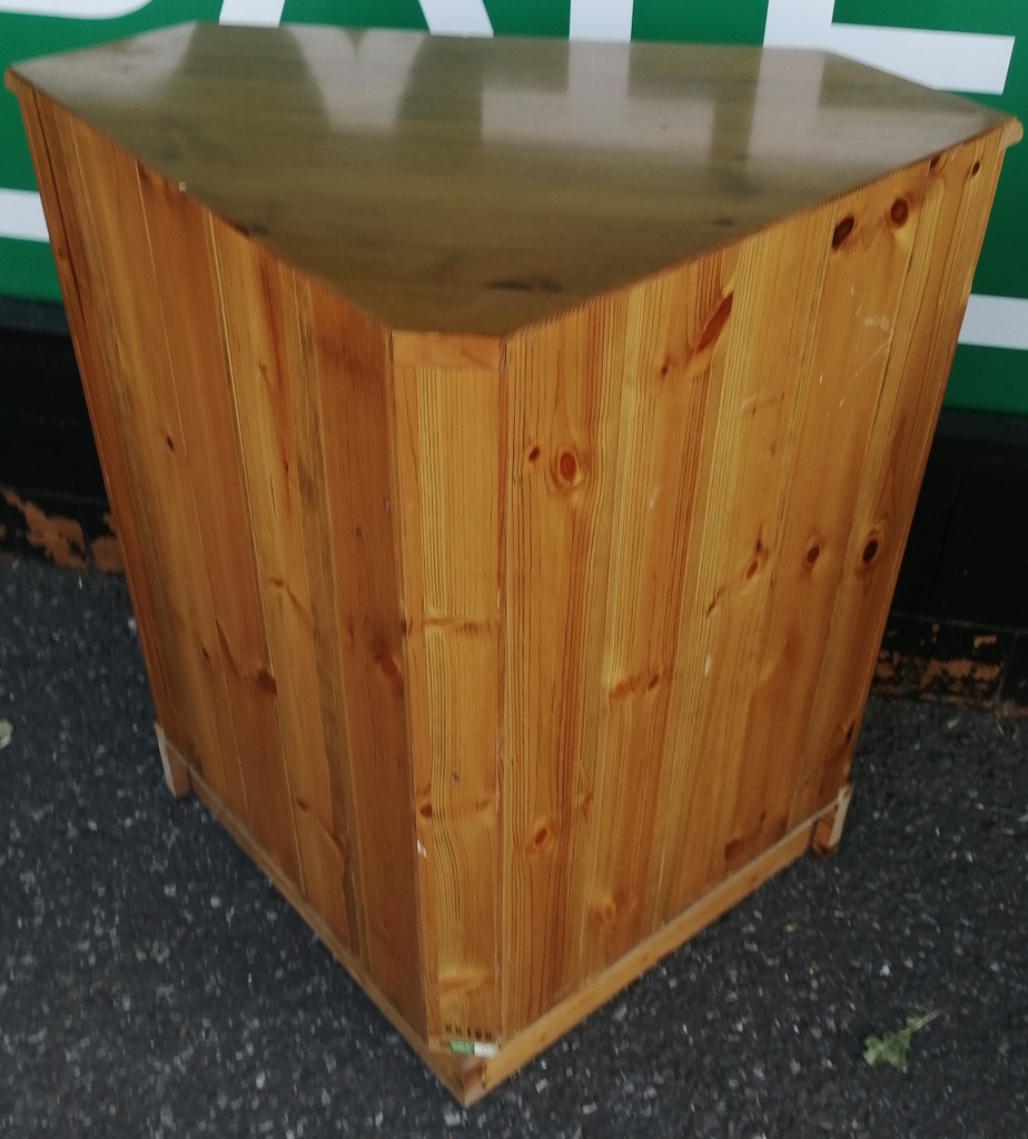 Neat Solid Pine Ducal Corner Unit