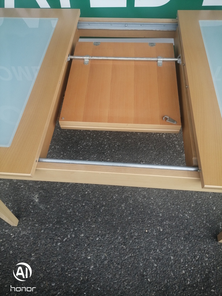 MODERN EXTENDING DINING TABLE