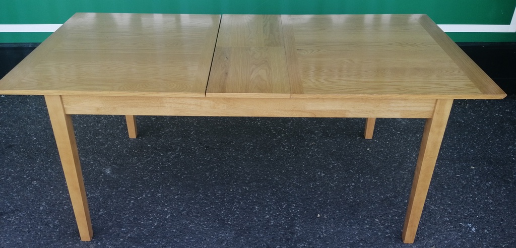 MODERN EXTENDING DINING TABLE