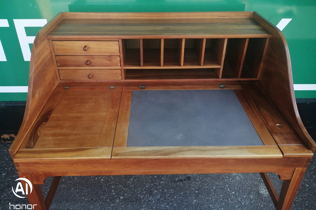 LOVELY CHERRY WOOD OPEN DESK