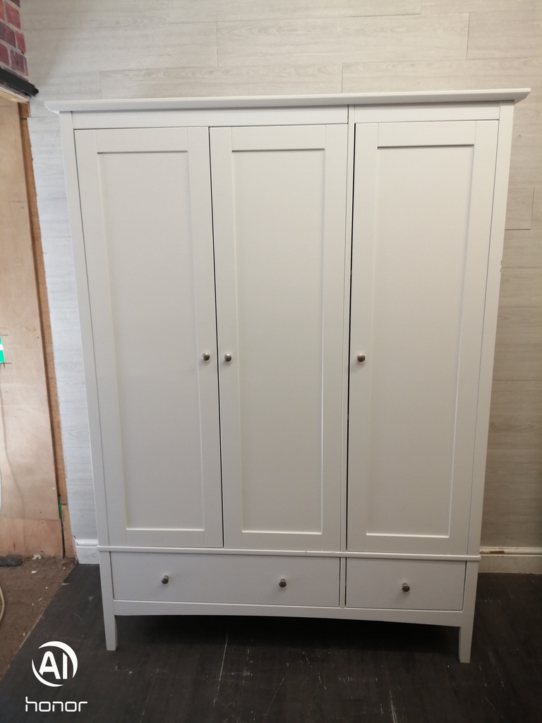 White Triple Wardrobe with Drawers
