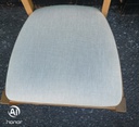 QUALITY OAK EXTENDING TABLE AND 6 CHAIRS