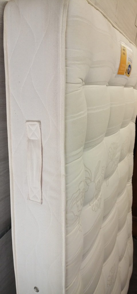 4FT 6" SLIENT NIGHT MIRACOIL MATTRESS