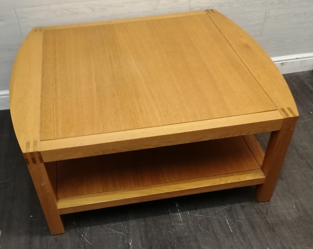 Quality Large Oak Coffee Table