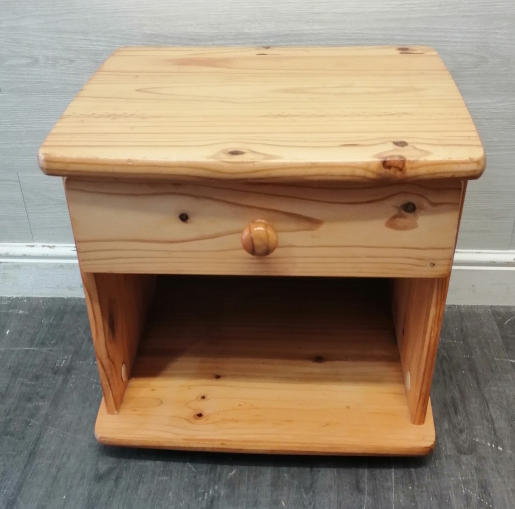 SINGLE DRAWER PINE BEDSIDE
