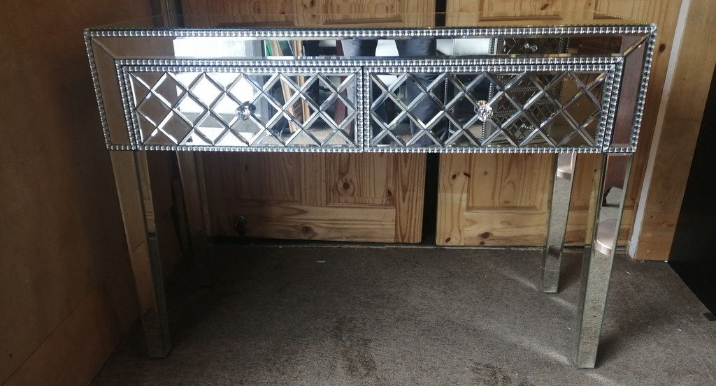 lovely Mirrored Dressing Table / Desk / Console Table