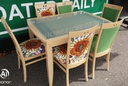 LOVELY EXTENDING TABLE AND 6 CHAIRS
