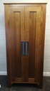TOP QUALITY SOLID OAK KITCHEN LARDER UNIT / LINEN CUPBOARD