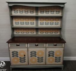 [HF15738] stunning retro stag painted dresser