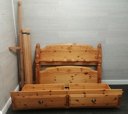 [HF18222] 4ft6"Pine Bed Frame with Four Drawers